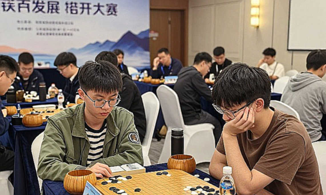Wesley So, danh hiệu Mỹ thứ tư và khoảng trống dữ liệu trong một bản tin cờ vua