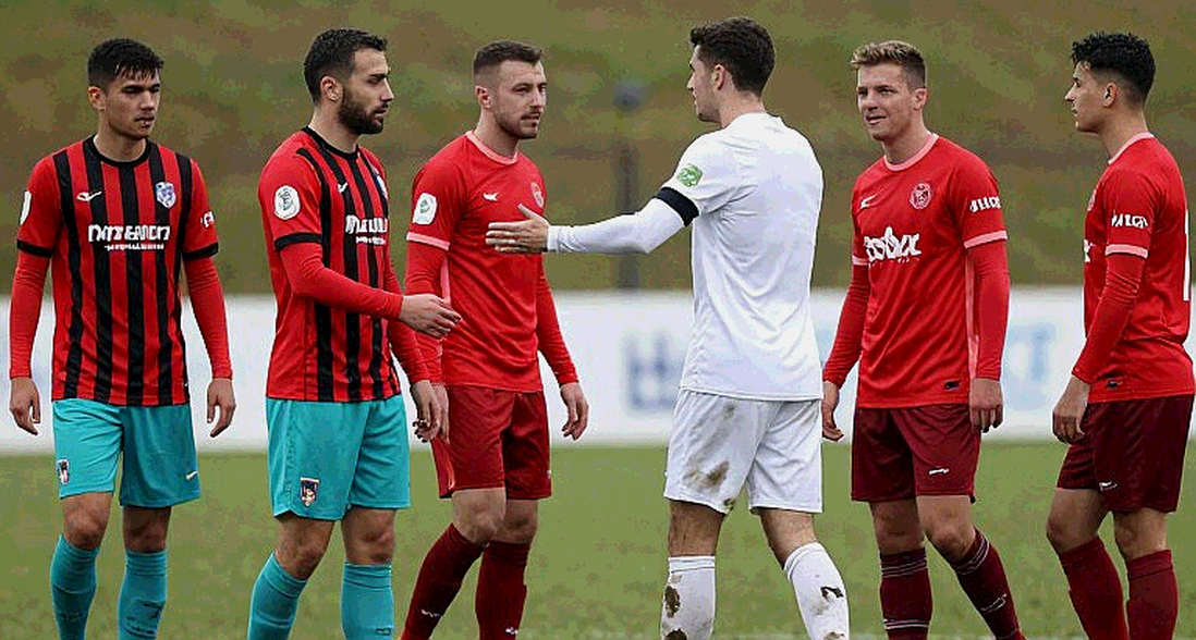 Bảng giá một bàn thắng: V-League 2026 và cuộc đếm lại từng đồng đô-la Bảng giá một bàn thắng: V-League 2026 và cuộc đếm lại từng đồng đô-la