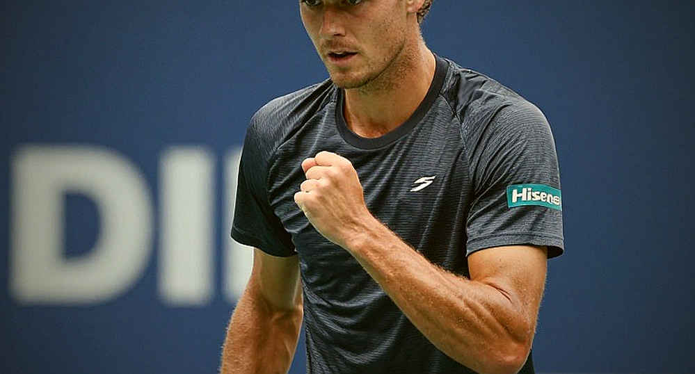 Alcaraz thắng 6-4, 6-4 ở Laver Cup: một trận đôi, và những gì cổ tay phải chưa kịp kể