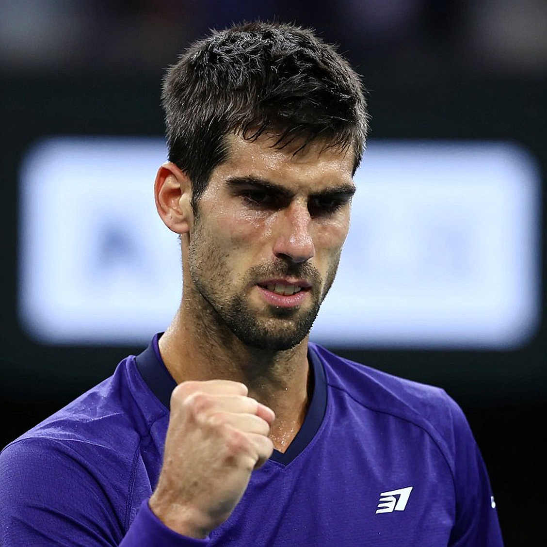 Hurkacz hạ Djokovic ở Thượng Hải: 87 phút và dấu chấm lặng của một triều đại